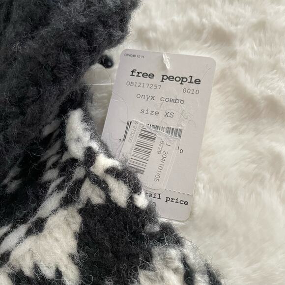 nwt FREE PEOPLE ALPINE PULLOVER SWEATER OB1217257 ONYX COMBO SIZE extra small XS - Picture 5 of 6